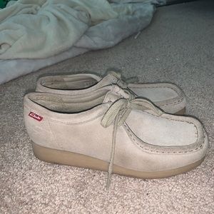 womens clark’s loafers